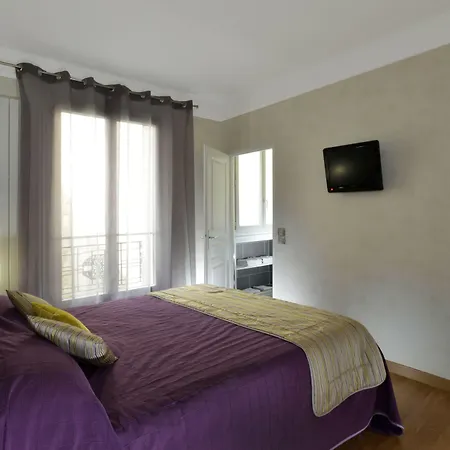 Hotel Carladez Cambronne Parigi