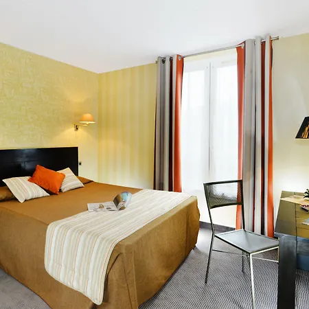 Hotel Carladez Cambronne Parigi