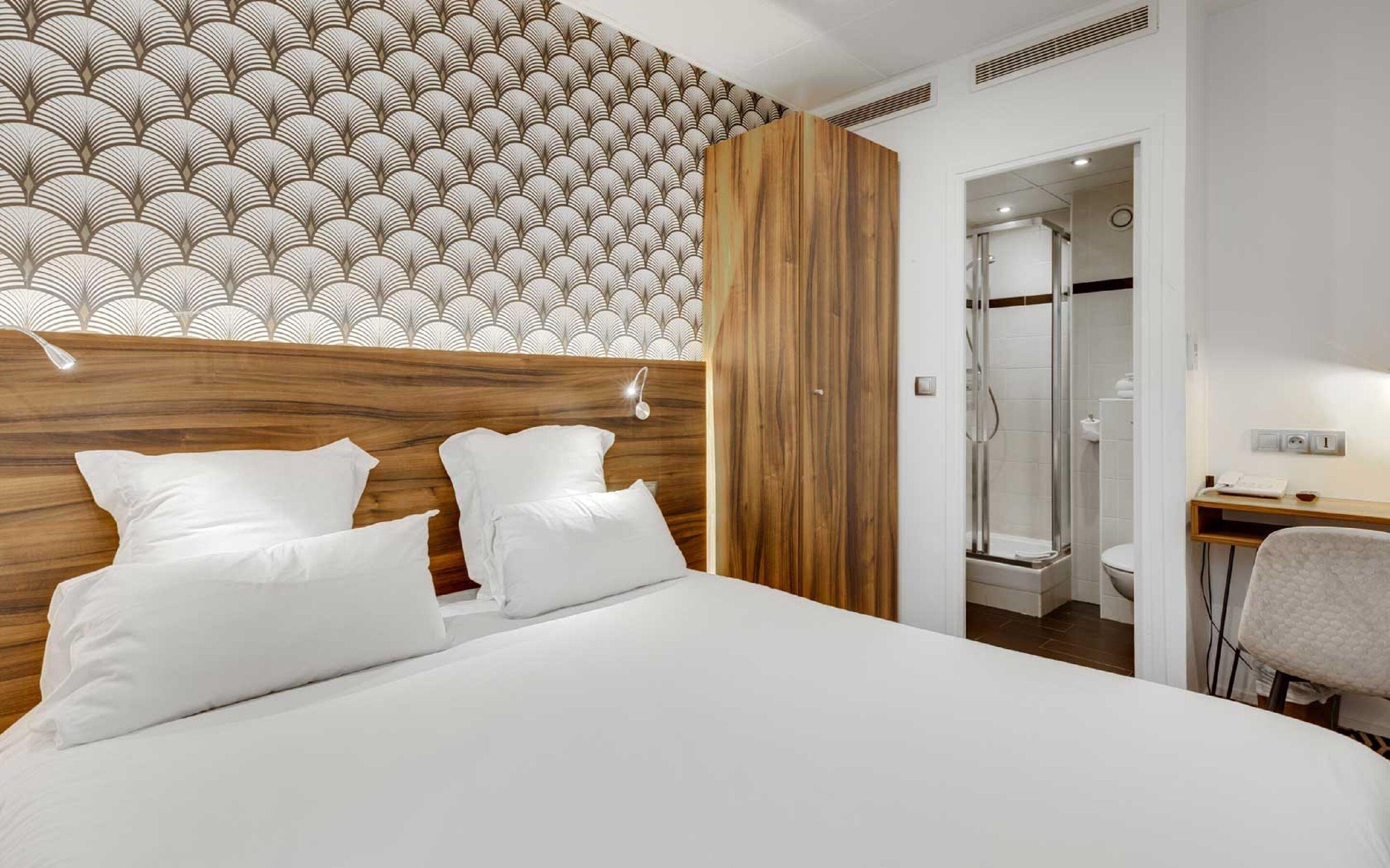 Carladez Cambronne Hotel 3*