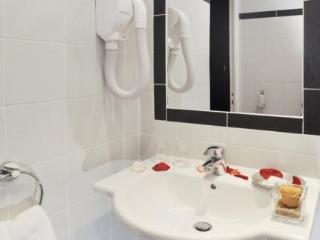 Carladez Cambronne Hotel Parigi