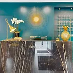 Hotel Carladez Cambronne